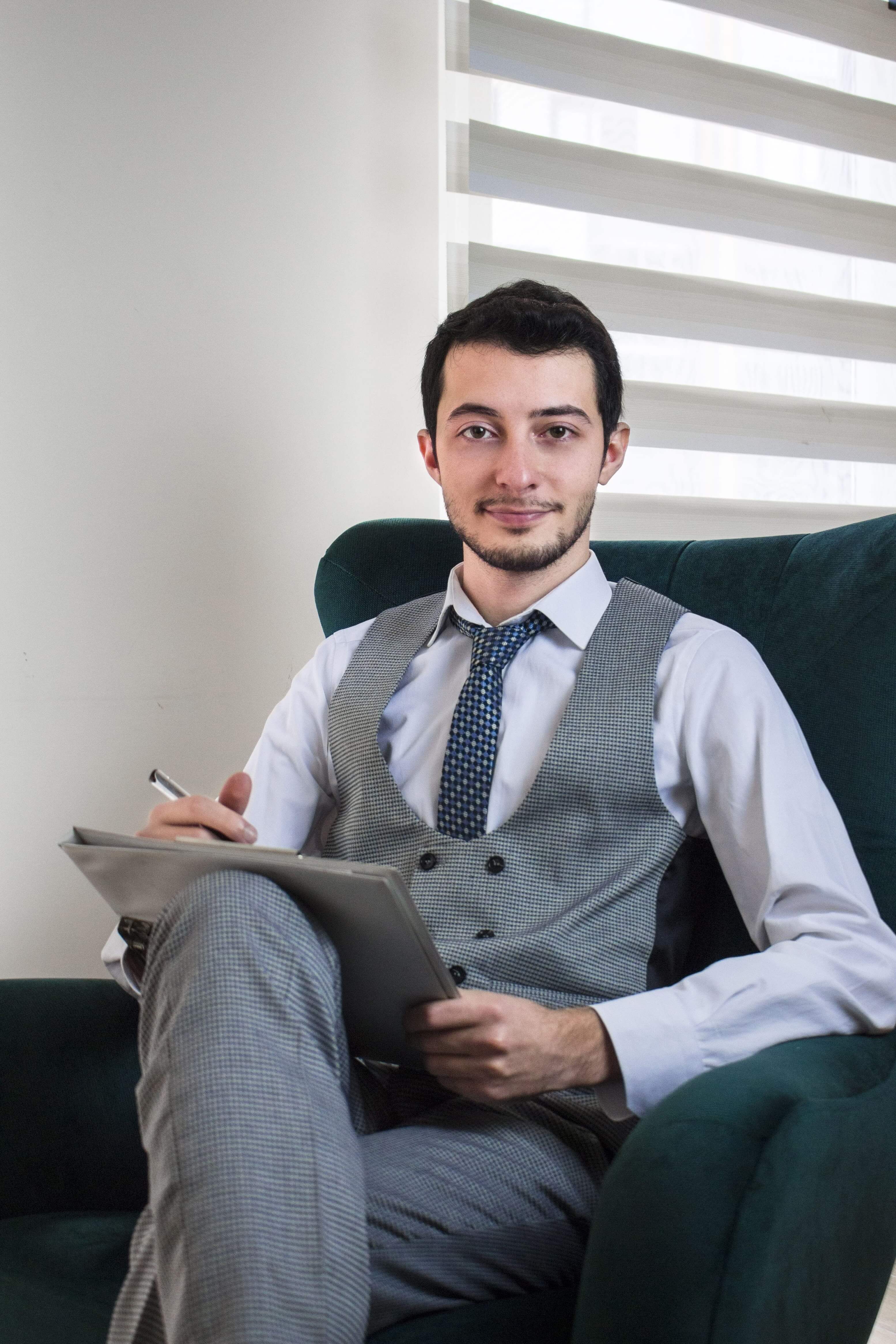 Abdullah Gürleroğlu Hakkında Bilgi