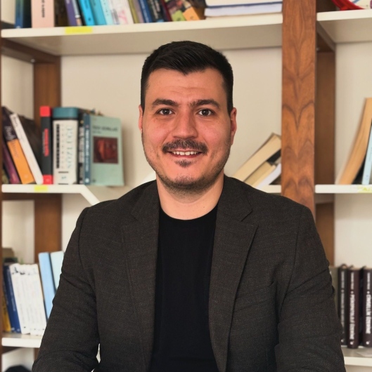 Uğur Kartum Hakkında Bilgi